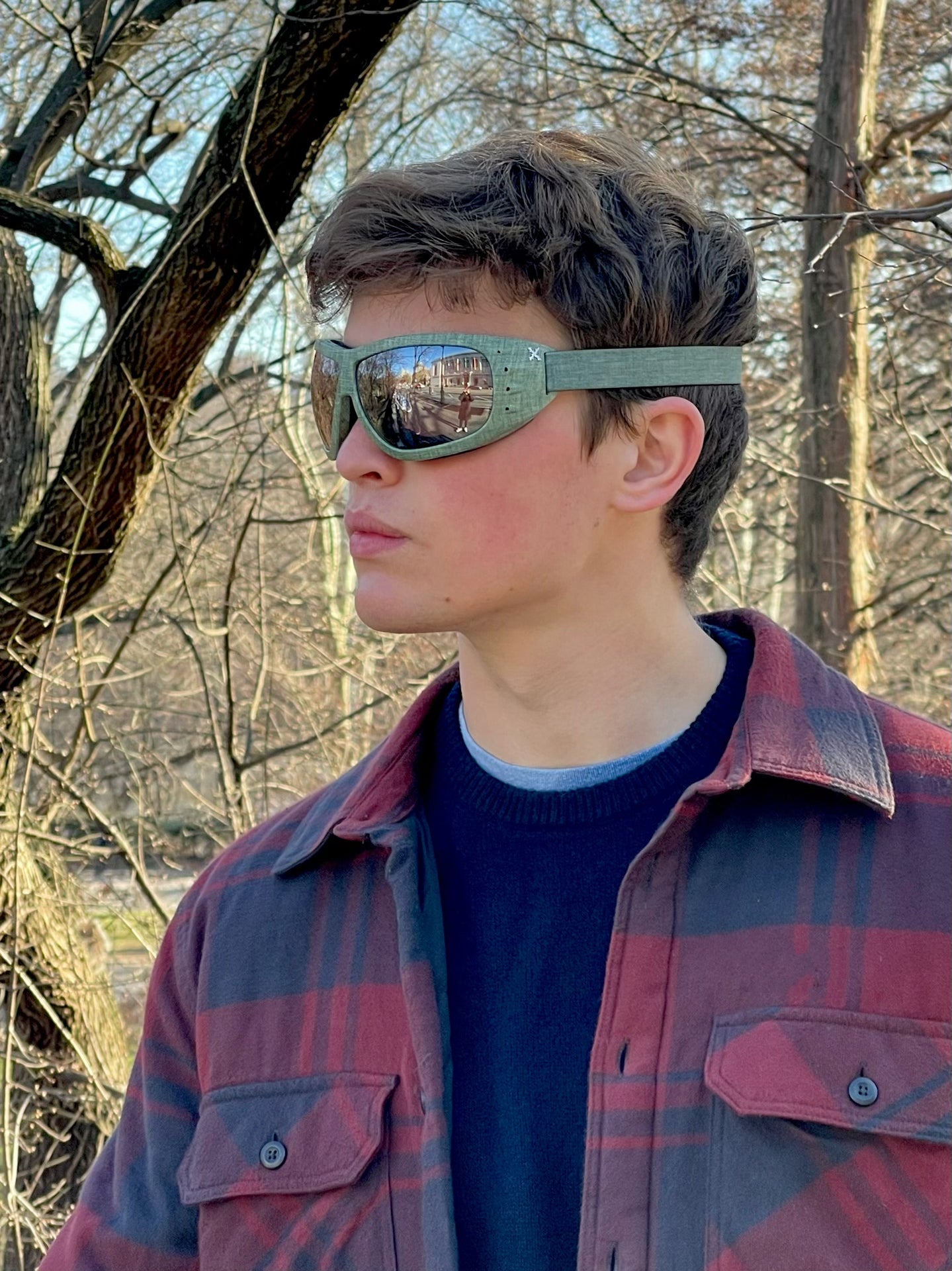 Green Linen/Silver Goggles